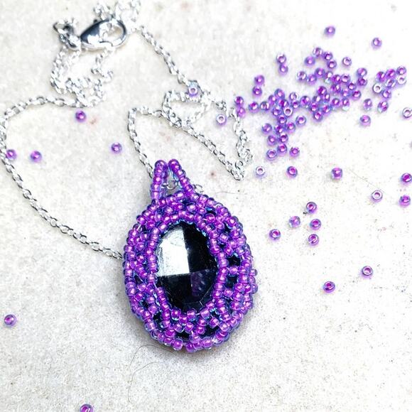 New Handmade Purple Beaded Crystal bezeled Pendant on Silver plated Chain - Picture 2 of 7